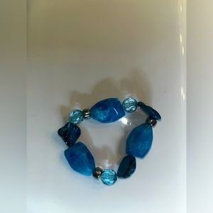 Blue‎ crystal braclet